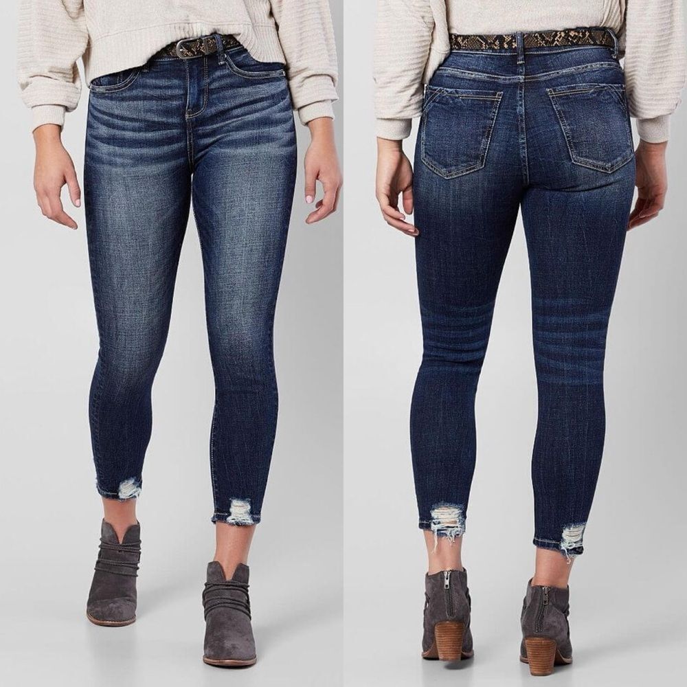 Buckle Black Curvy Mid-Rise Ankle Skinny Jean 32